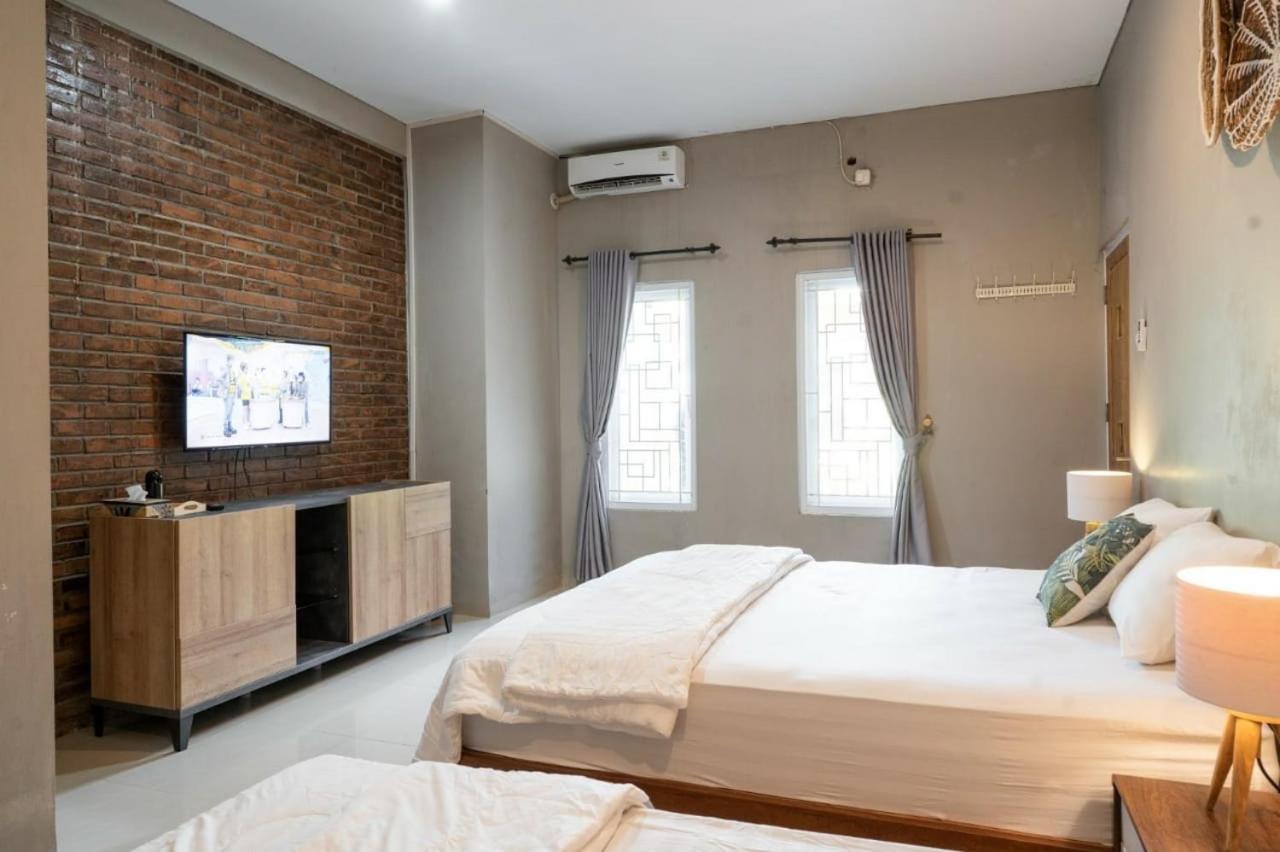 Casa De Odua Homestay Ngabean Esterno foto